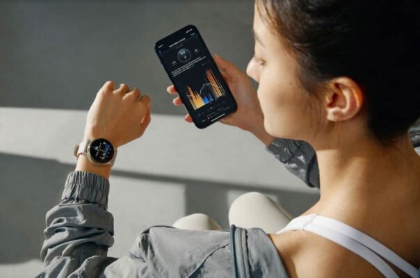 Đồng hồ đo calo tập gym có khả năng ghi quãng đường, tốc độ, lượng calories tiêu thụ chính xác